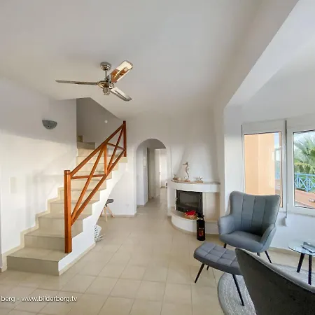 Tapia Hills * Methoni (Messenia)