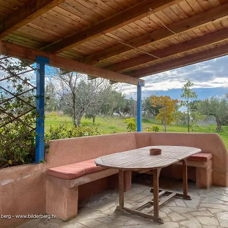 Tapia Hills Метони