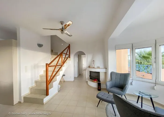 Tapia Hills * Methoni (Messenia)