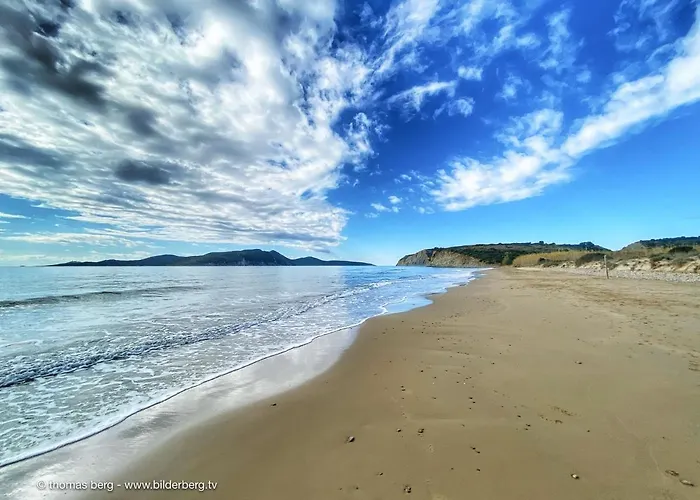 Tapia Hills * Methoni (Messenia)