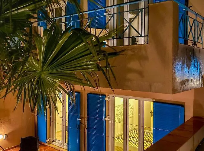 Tapia Hills * Метони